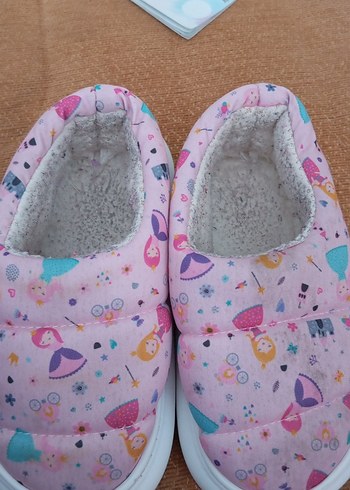 Kız Çocuk Pembe Baskılı Sıcak Terlik - Görsel 2