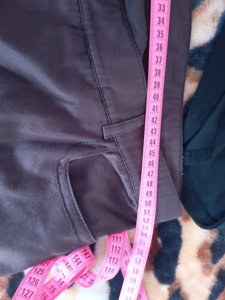 Kadın Kahverengi Mini Rahat Kesim Kumaş Pantolon - Görsel 3