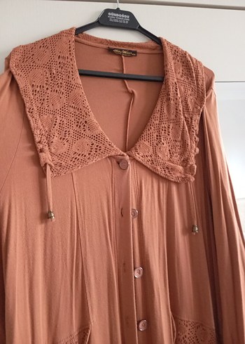 Düğmeli V Yakalı Uzun Bej Bohem Elbise - Görsel 2