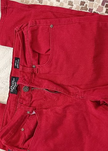 LC Waikiki Erkek Çocuk Kırmızı Düğmeli Kot Pantolon