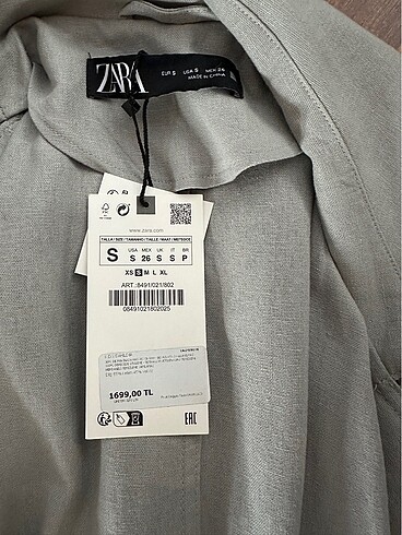 Zara Yeni trençkot