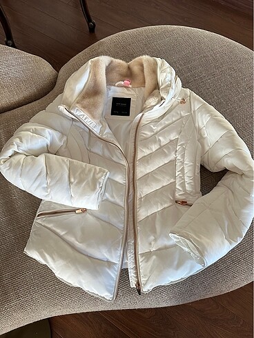 Zara mont