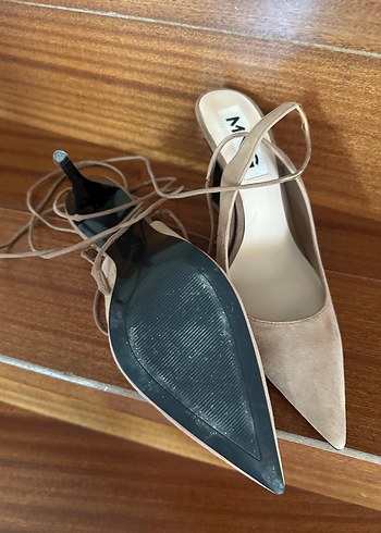 Mango Bej Süet Bağcıklı Stiletto Topuklu Kadın Ayakkabı
