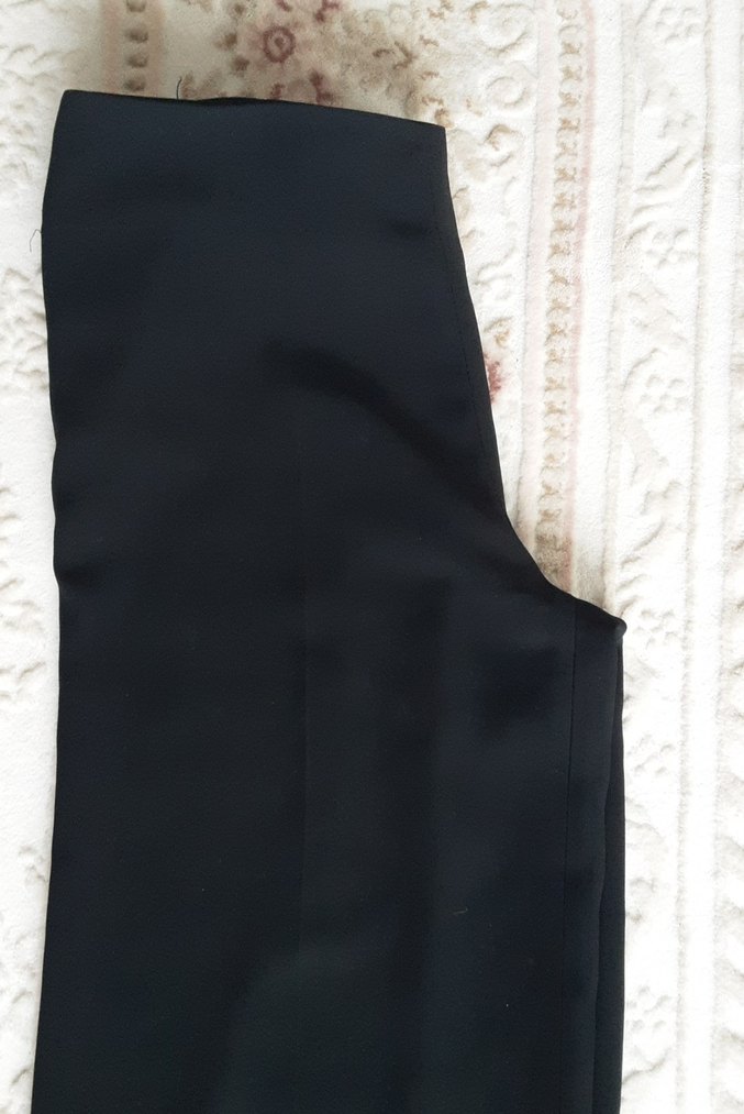 Kadın Siyah Midi Kumaş Pantolon - Görsel 2