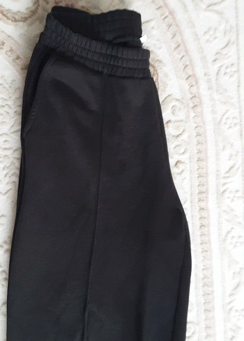 Kadın Siyah Rahat Kesim Kumaş Pantolon - Görsel 2