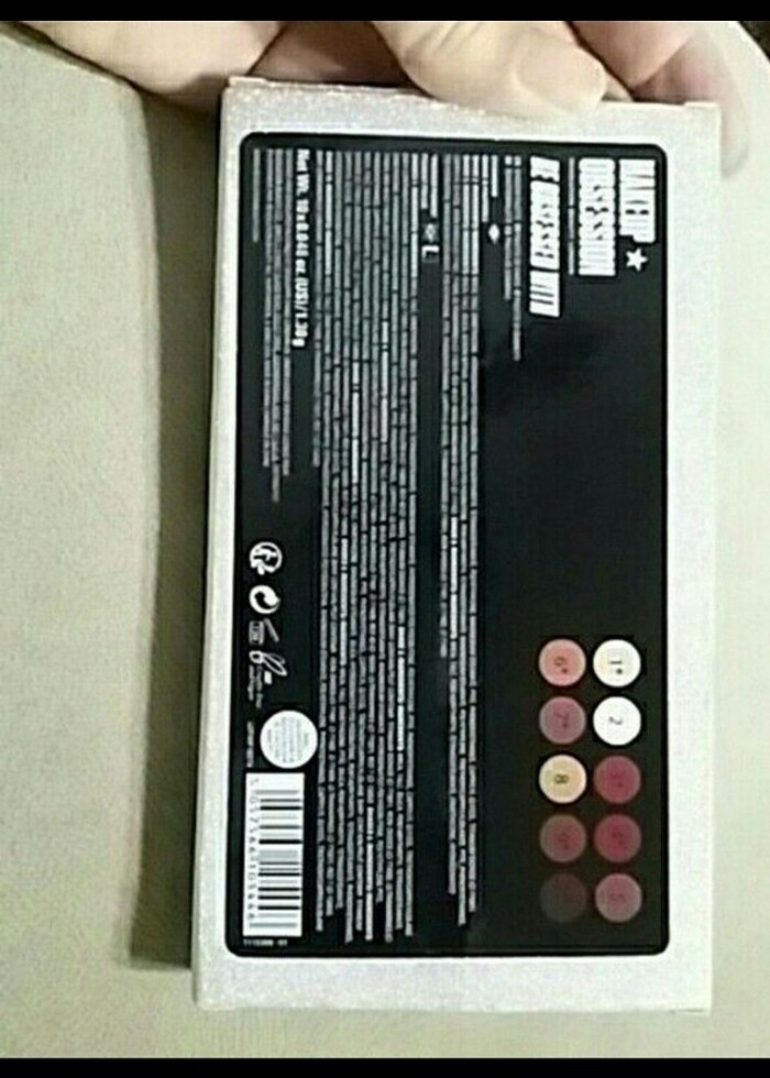 MAKEUP OBSESSION MARKALI BE OBSESSED WITH FAR PALETİ .SIFIR - Görsel 2