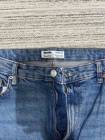 BERSHKA Jean