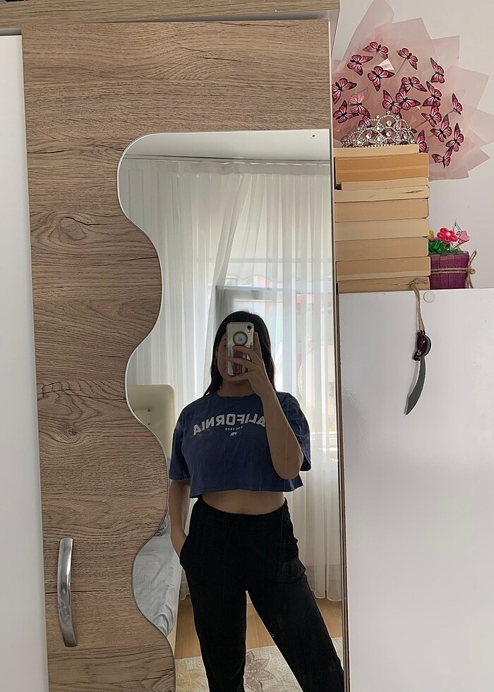 Crop tişört - Görsel 2