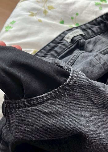 Gri Düğmeli Kadın Midi Boy Salaş Kot Pantolon - Görsel 7