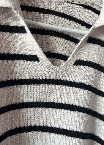 Çizgili Yakalı Kadın Triko Kazak - Görsel 2