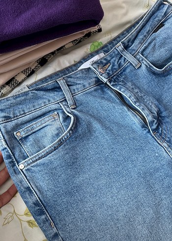 Mavi Bağlama Desenli Dantelli Kadın Denim Pantolon - Görsel 4