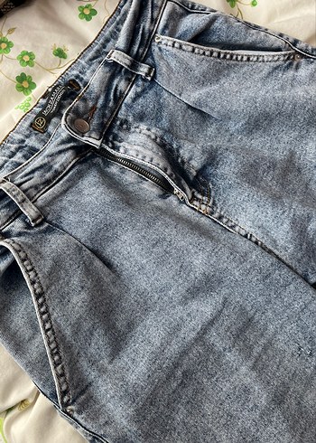 Düğmeli Midi Boy Kadın Kot Pantolon - Görsel 4