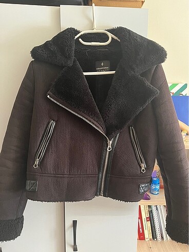 xs Beden Stradivarius Mont