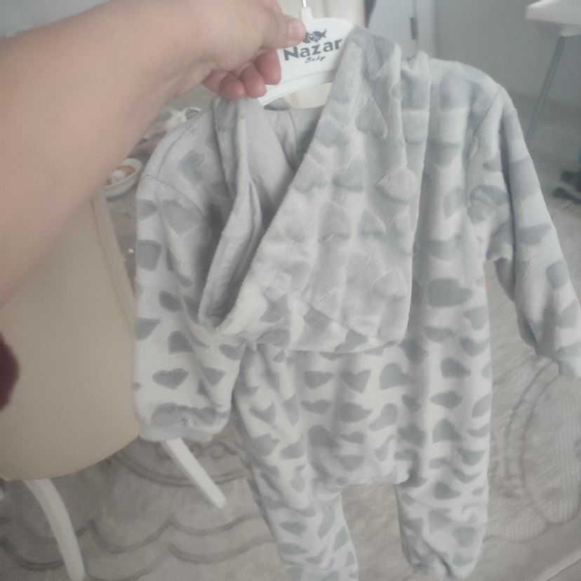 Kız Bebek Gri Kürklü Kapüşonlu Tulumu - Görsel 4