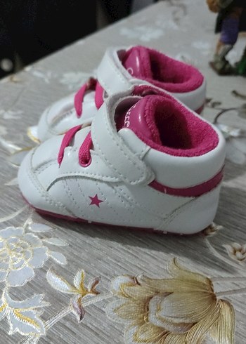 Renkli Bağcıklı Beyaz İlk Adım Ayakkabısı - Görsel 2