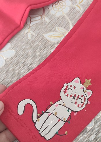 Nakışlı Kız Çocuk Kırmızı Tayt - Görsel 2