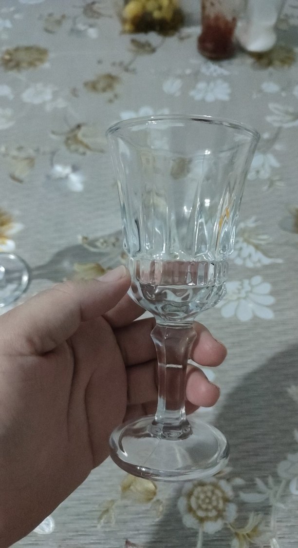 Ayaklı Küçük Bardak kahve yani - Görsel 2