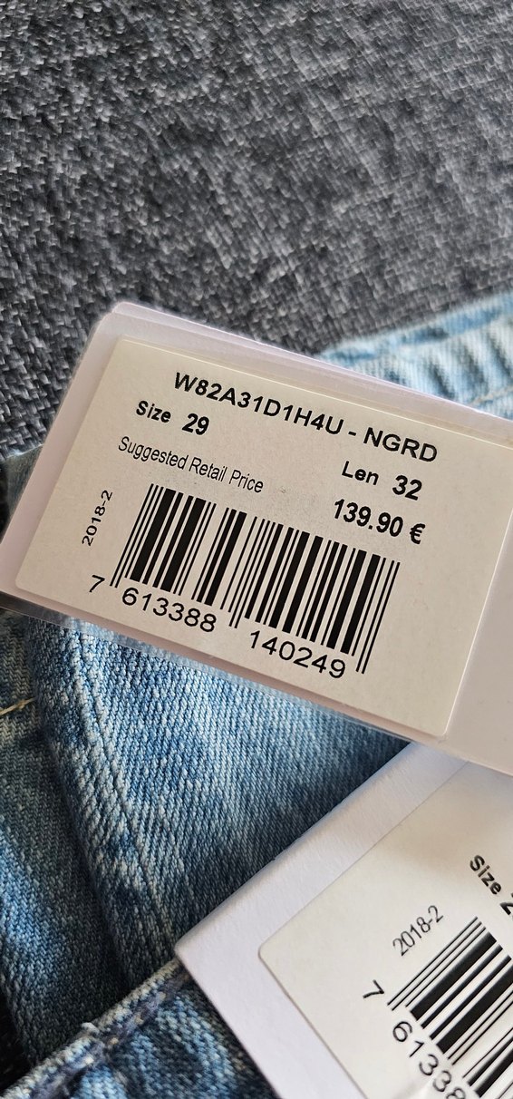 guess  Kadın Mavi Yırtık Denim Jean - Görsel 4