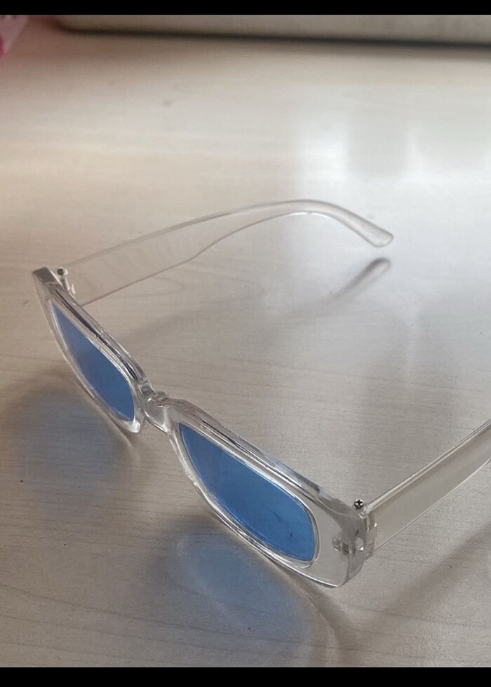 renkli camlı güneş gözlüğü - Görsel 3