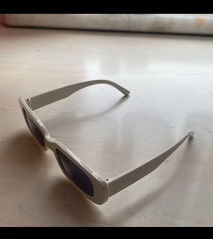 renkli camlı güneş gözlüğü - Görsel 5