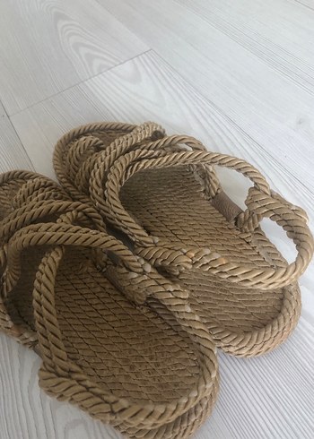 38 Beden ten rengi Renk Hasır Sandalet