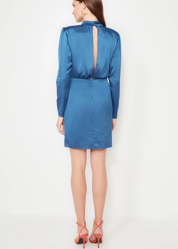 Kruvaze Saten elbise - Görsel 3