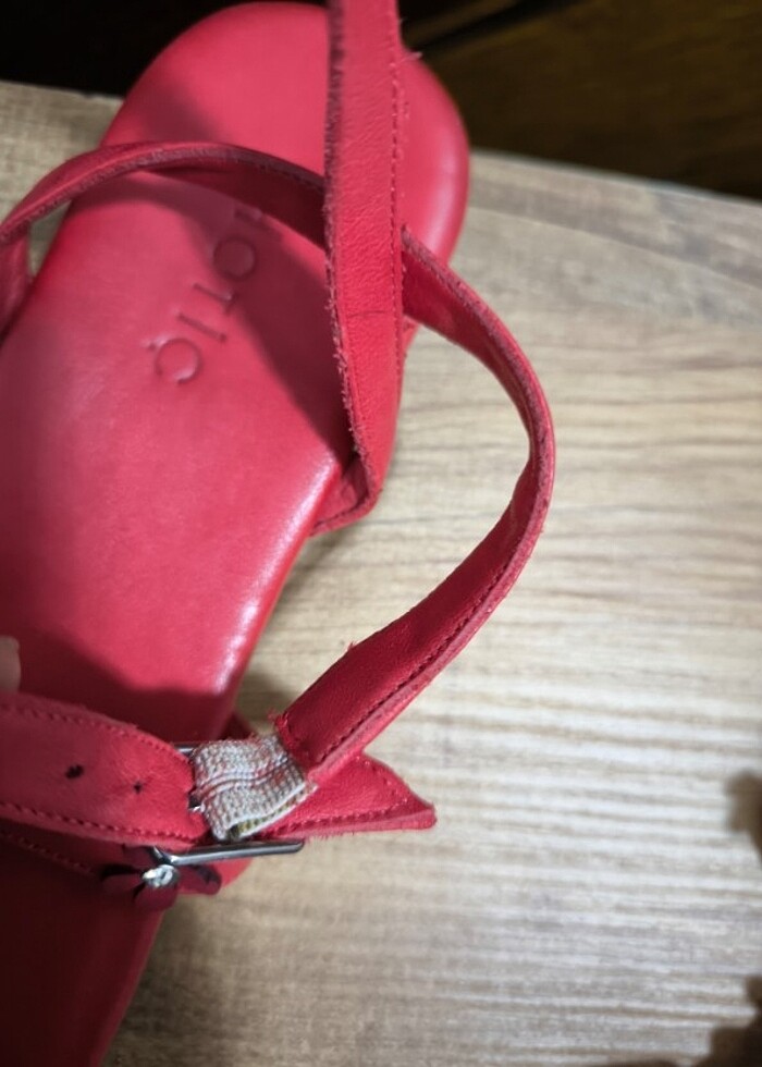 Hotiç deri çiçekli sandalet - Görsel 4