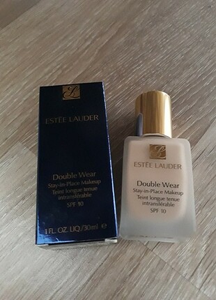 Estee Lauder Fondöten 