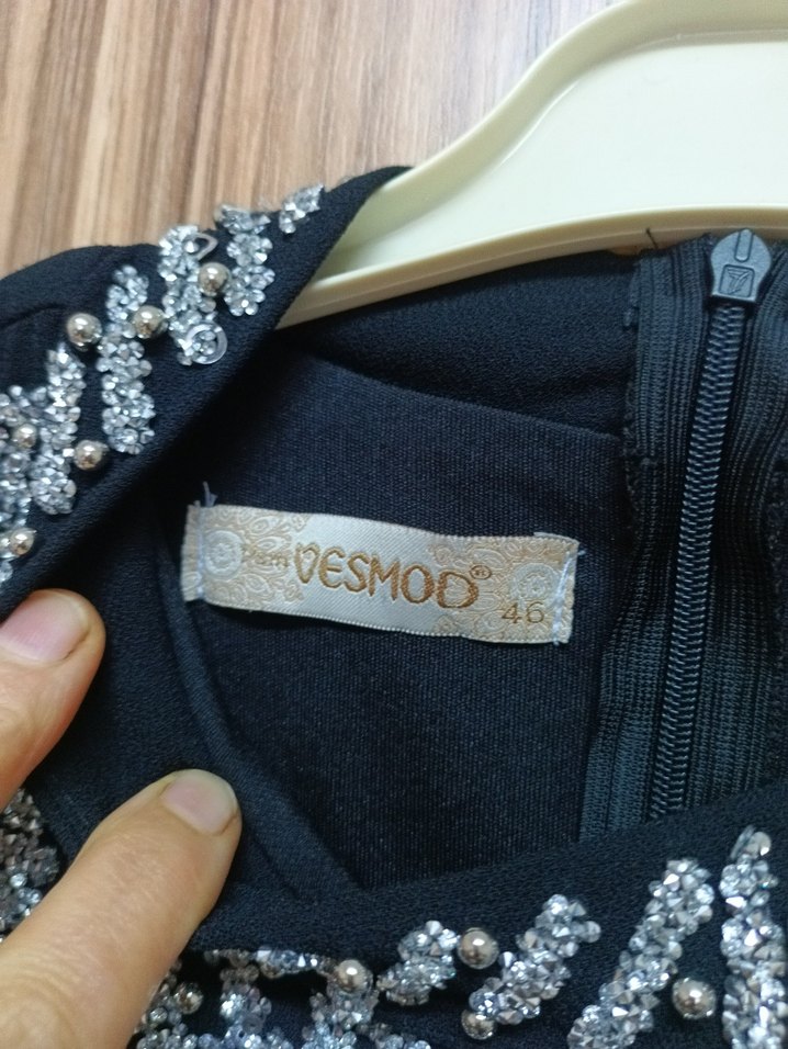 Boncuk İşlemeli Siyah Uzun Abiye Elbise - Görsel 2