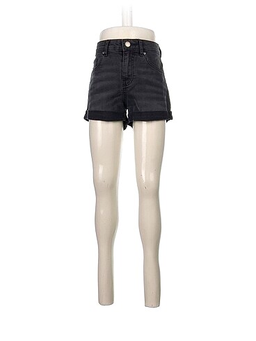 H&M Mini Şort %70 İndirimli.