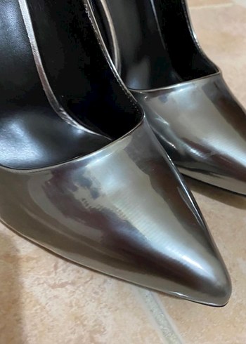 Kadın Gri Rugan Stiletto Topuklu Ayakkabı - Görsel 2