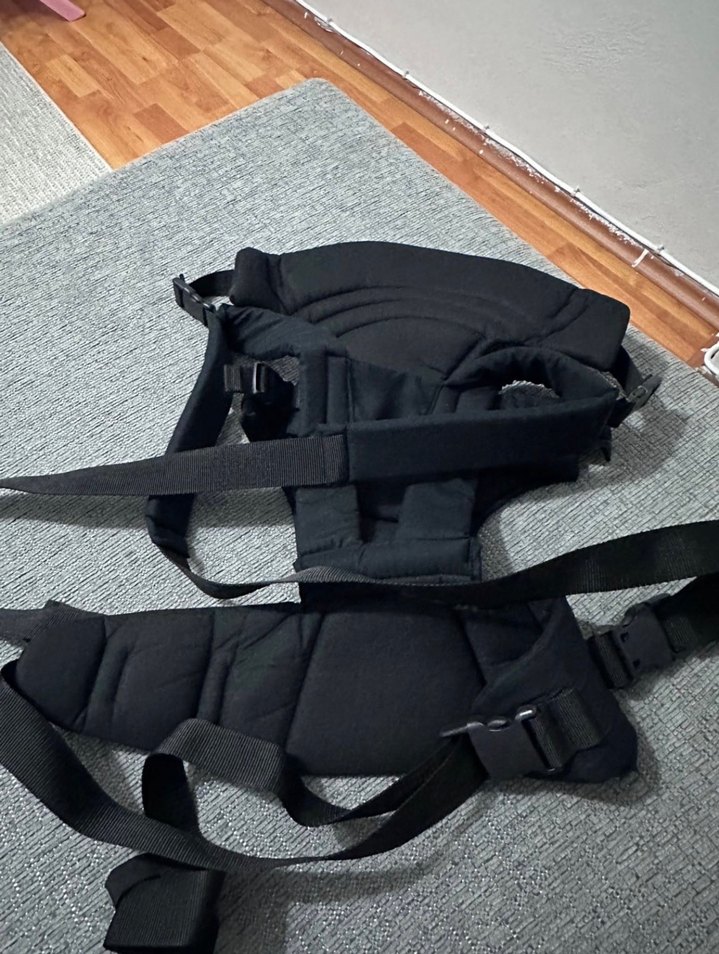 Siyah Bebek Taşıyıcı - Görsel 2