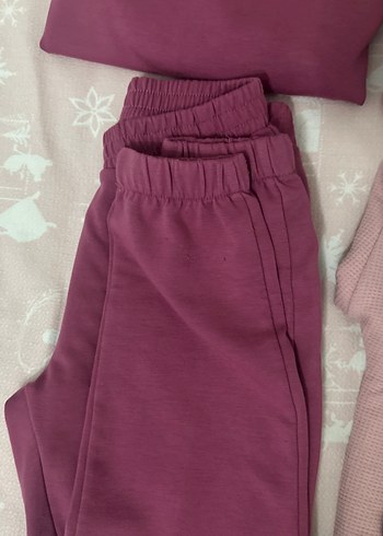 Bordo ve Pastel Kız Eşofman Takımı bu ıkı takımları - Görsel 3