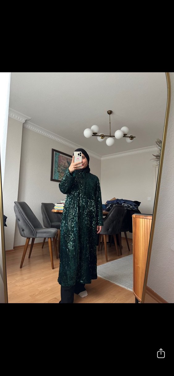 Payet İşlemeli Yeşil Uzun Kollu Bohem Elbise - Görsel 3