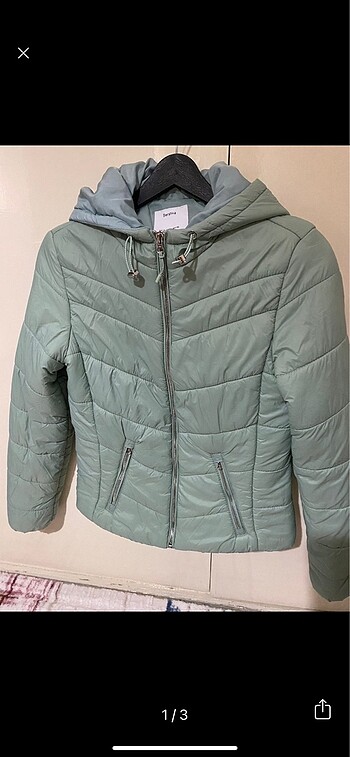 Bershka mont