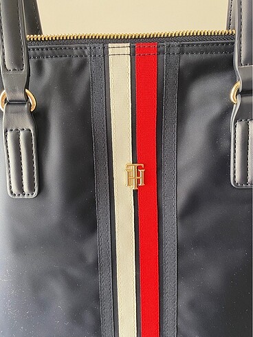 Beden Tommy hilfiger omuz çantası