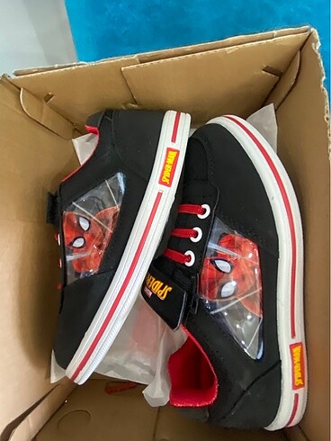 Spiderman spor ayakkabı