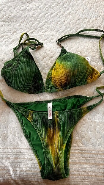 Suwen Bikini Hiç giyilmedi