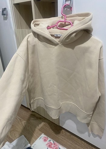 Zara sweatshirt