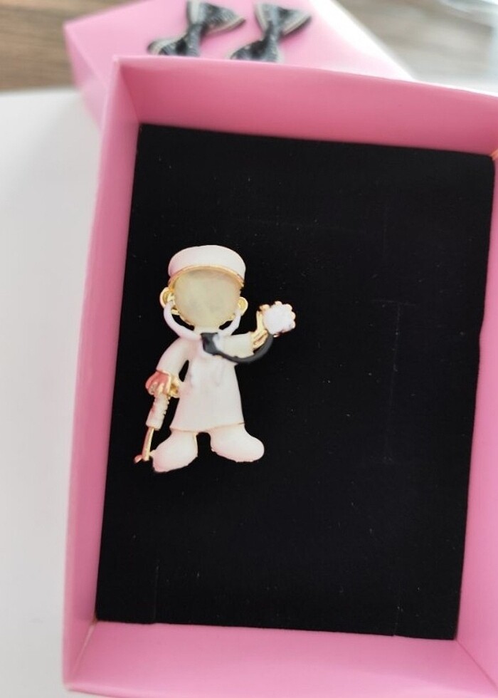 Doktor broş  - Görsel 5