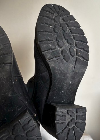 Topuklu siyah bot - Görsel 3