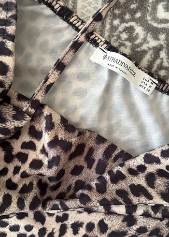 Stradivarius Stradivarius Leopar Desenli askılı bluz