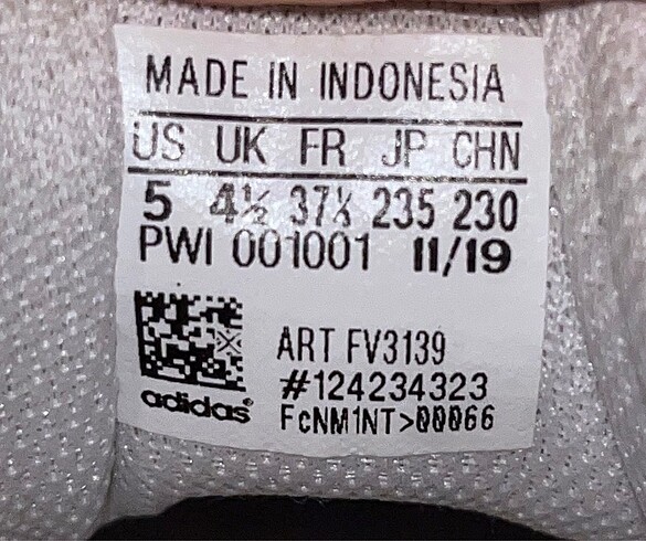 37,5 Beden adidas superstar hologram