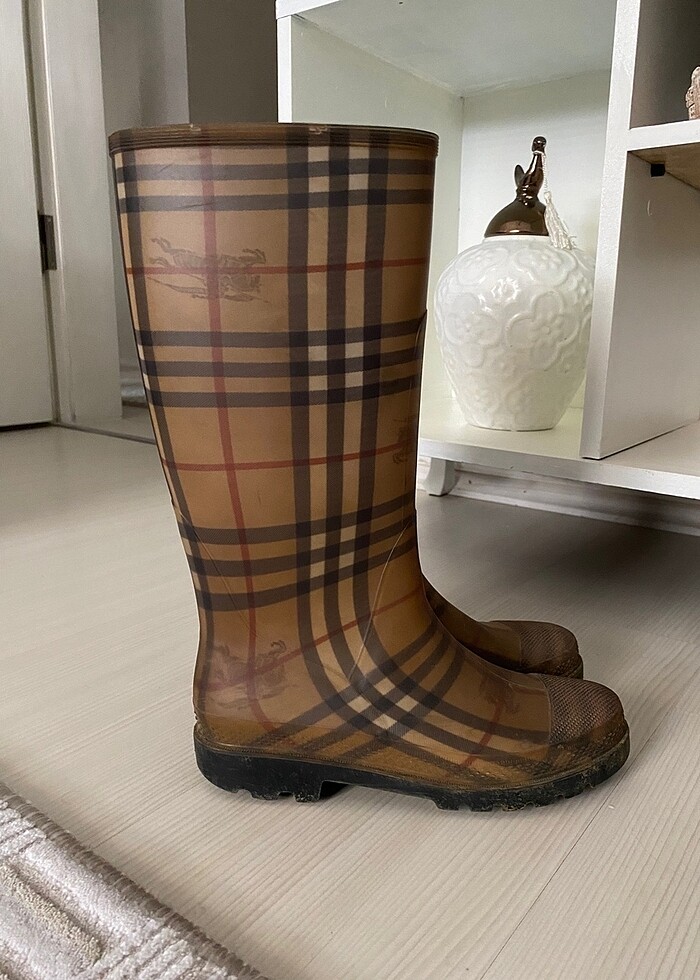 Orijinal burberry çizme 39 numara - Görsel 3