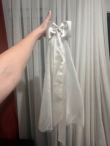 Beyaz Kurdeleli Duvak Toka - Görsel 3