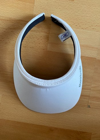 Beyaz Reebok Minimalist Kadın Şapka