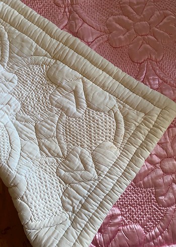 Nakışlı Pembe Pastel Renkli Yorgan - Görsel 5