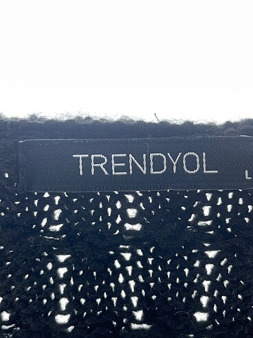 l Beden siyah Renk Trendyol & Milla Kazak / Triko %70 İndirimli.