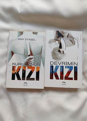 Kurucunun Kızı -Devrimin Kızı - Amy Engel
