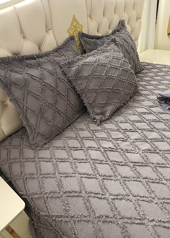 Gri Ekoseli Yatak Örtüsü Takımı - Görsel 5